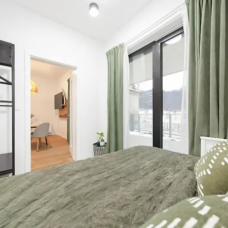 Apartment Kajetanka Residence - With Terrace Close To Prague Castle *